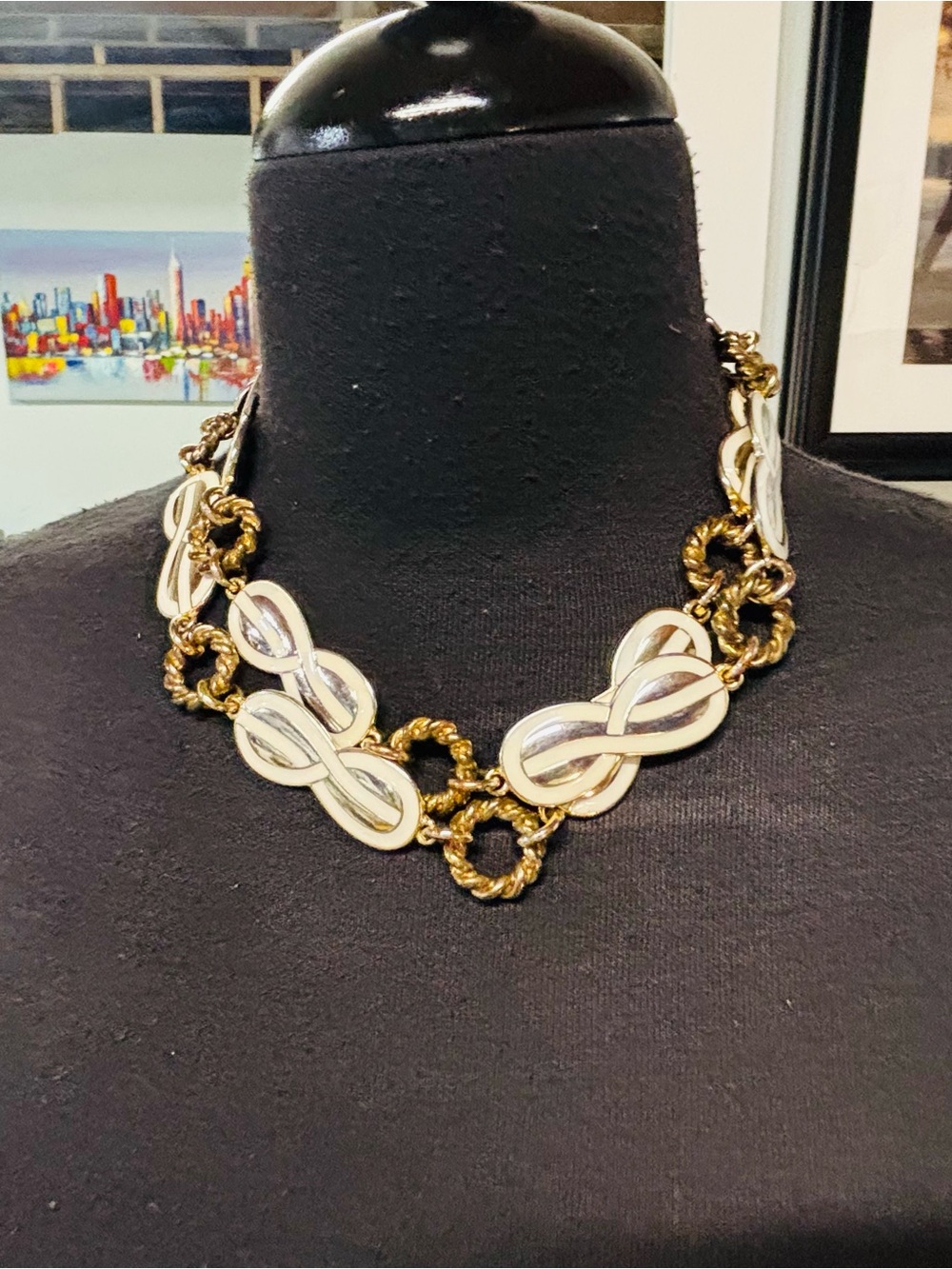 ❤️CWonder Gold & White Infinity Toggle Necklace